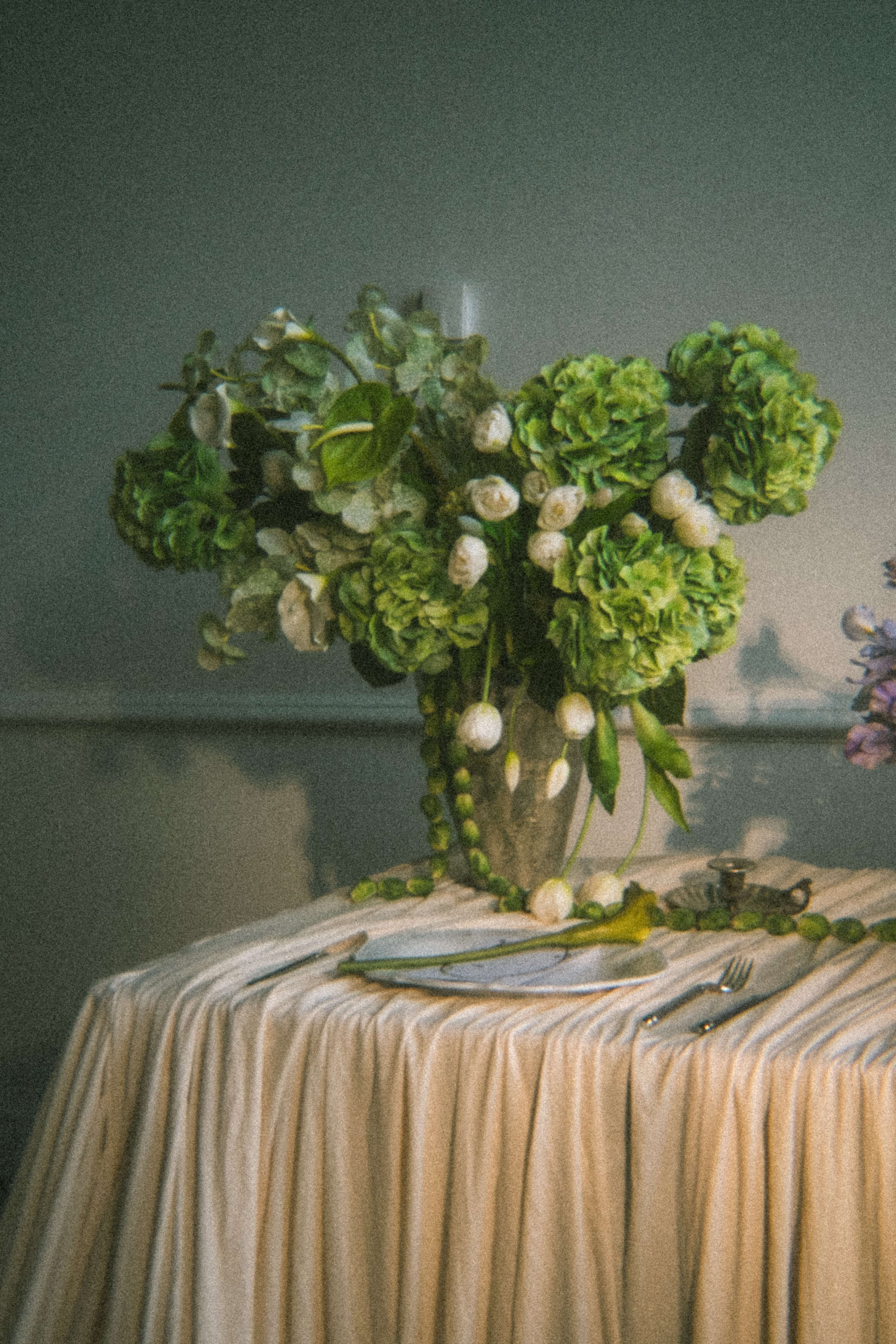 PO012 floral subscription vessel with green arrangement